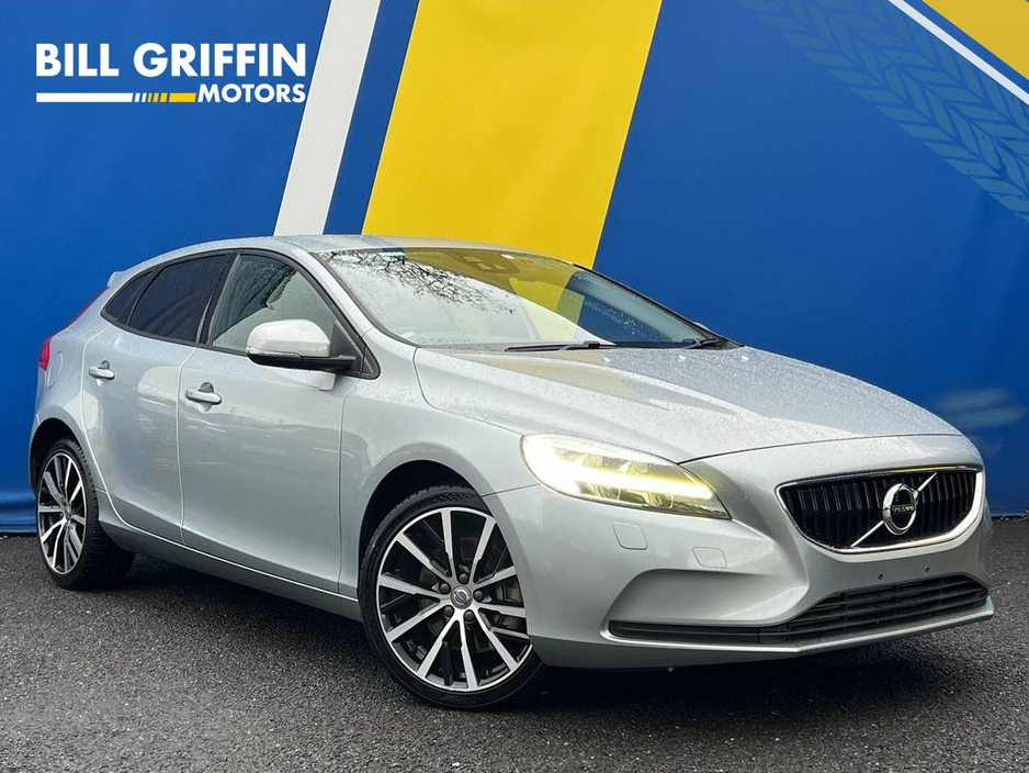 Used Volvo V40 2018 in Dublin