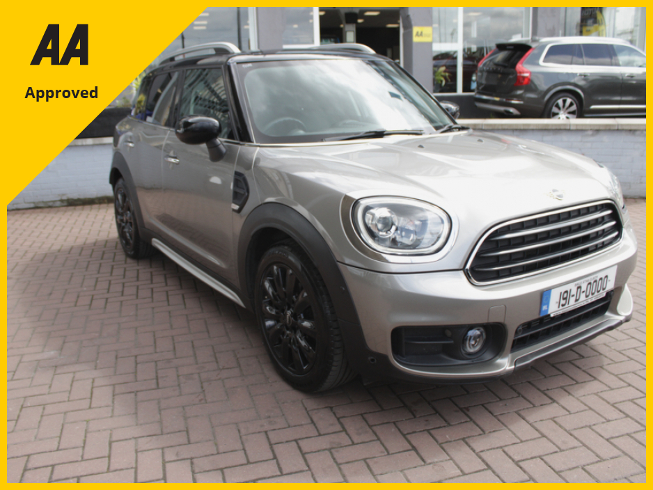 Used Mini Cooper 2019 in Dublin