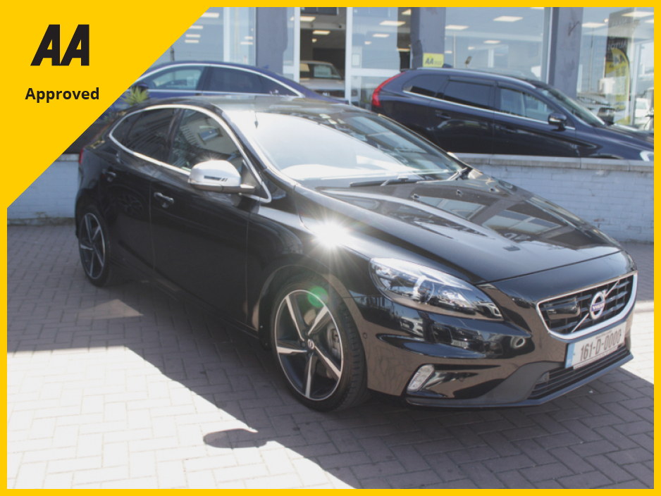 Used Volvo V40 2016 in Dublin