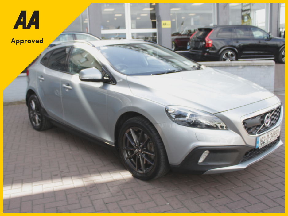 Used Volvo V40 2015 in Dublin