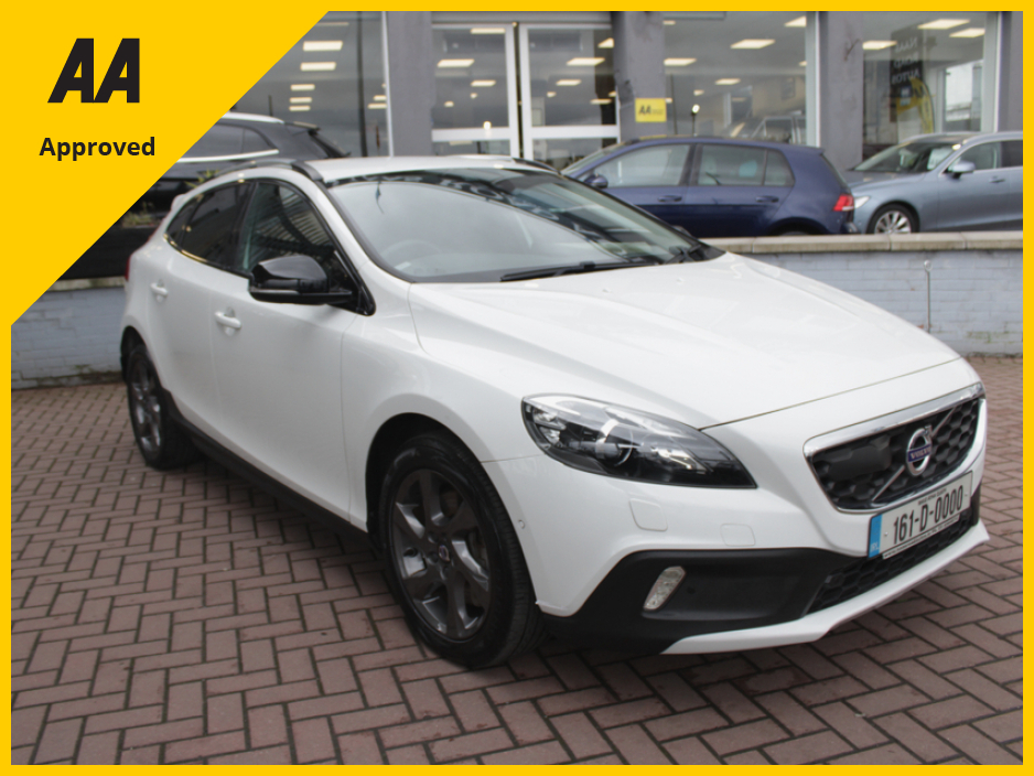 Used Volvo V40 Cross Country 2016 in Dublin